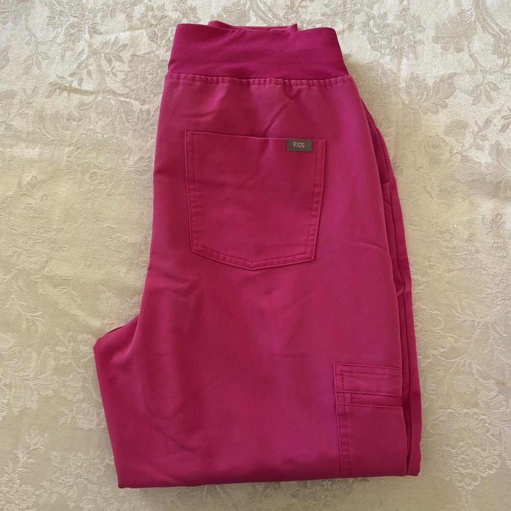 FIGS MEDIUM PETITE electric orchard Zamora joggers